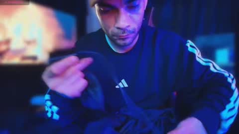 pridelgtbi online show from October 1, 10:52 am