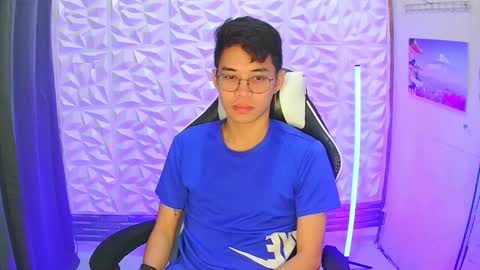 prince_harrison online show from December 1, 5:27 pm