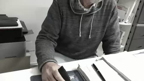 mature hairy guy online show from May 16, 3:43 pm