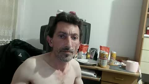 Mariusz online show from December 20, 9:55 pm