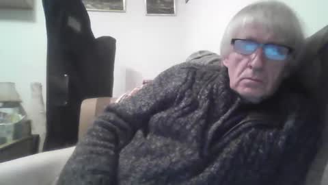 proudwelshman online show from January 30, 11:45 pm