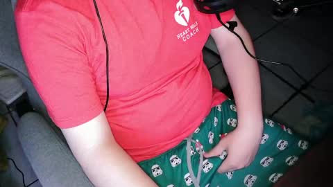 your mysterious man online show from April 13, 1:39 am