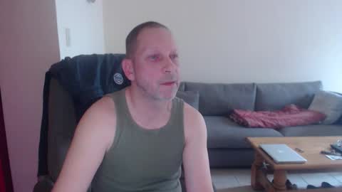 topher online show from October 19, 8:28 am