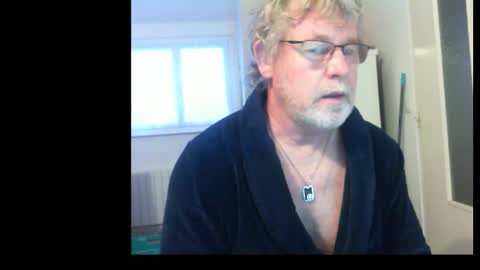 ptitrouquin online show from December 16, 8:10 am