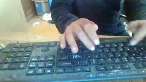 pup_y online show from October 29, 9:45 am