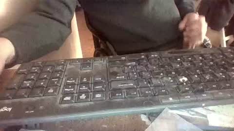 pup_y online show from February 3, 9:36 am