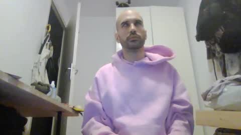 Snapshot of pussyboy32947 chatting on October 15, 9:33 pm pussyboy32947 online show from October 15, 9:33 pm