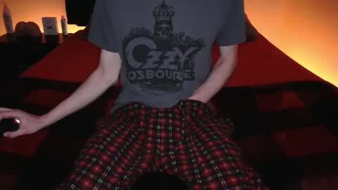 pussylover2182 online show from December 22, 4:20 am