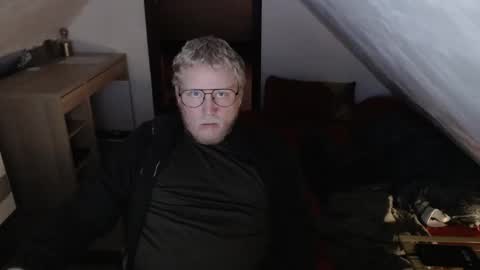 pussylovercb online show from December 19, 9:50 am