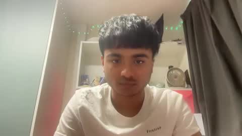 qosmo123 online show from April 13, 6:14 am