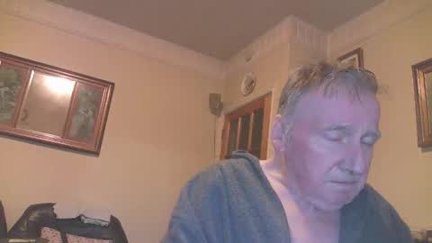 quathead online show from January 11, 9:29 pm