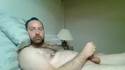 qwertyuiop1357900 online show from April 28, 2:27 am