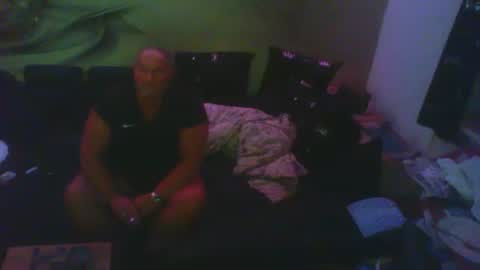 raintrops online show from December 22, 11:52 pm