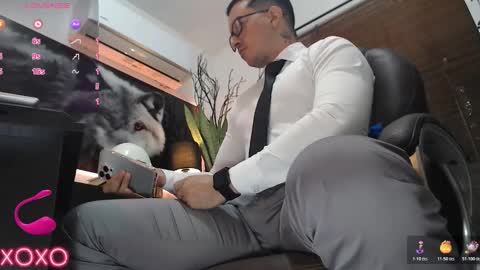 randylukehot online show from November 5, 9:11 am