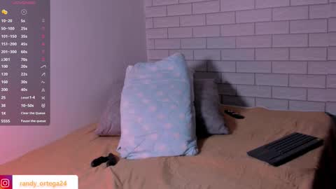 Randy online show from December 19, 10:17 pm