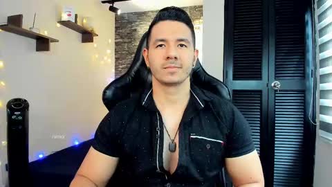 Jonas online show from February 16, 9:05 pm