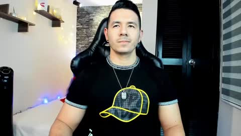 Jonas online show from January 3, 11:55 pm