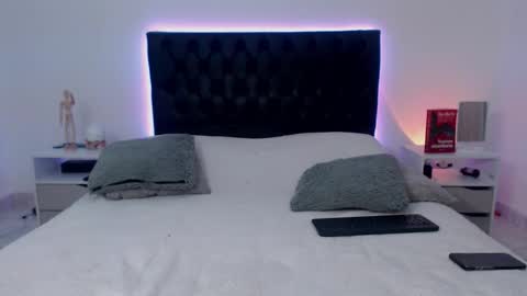 Ray online show from November 26, 1:19 am