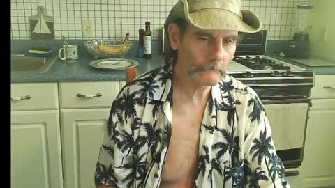 Ray online show from September 9, 6:07 pm