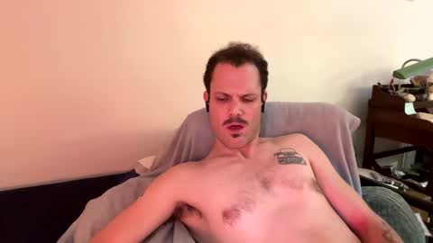 Reed Thomas online show from December 8, 7:47 am