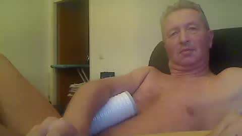 reini7211 online show from November 20, 2:22 am