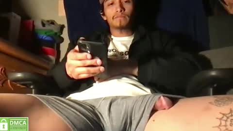 Snapshot of remi_d33 chatting on December 29, 7:28 am Remi D online show from December 29, 7:28 am