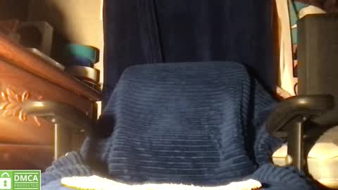 Snapshot of remi_d33 chatting on January 25, 8:21 am Remi D online show from January 25, 8:21 am