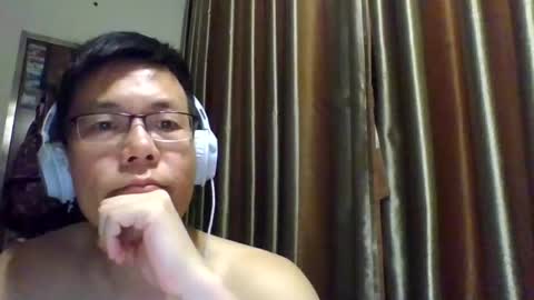 rhgfhdfhg1029 online show from February 25, 3:46 pm