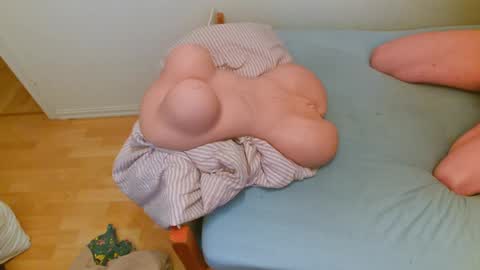 Snapshot of richarddavidson94 chatting on February 4, 12:08 am richarddavidson94 online show from February 4, 12:08 am