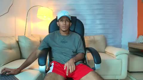 RICKY online show from April 15, 1:38 am