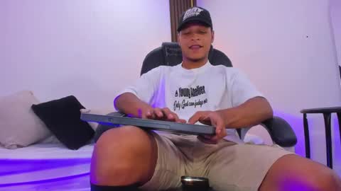 Ricky  online show from February 19, 9:14 pm