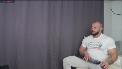 rickymiami1 online show from November 13, 8:46 pm