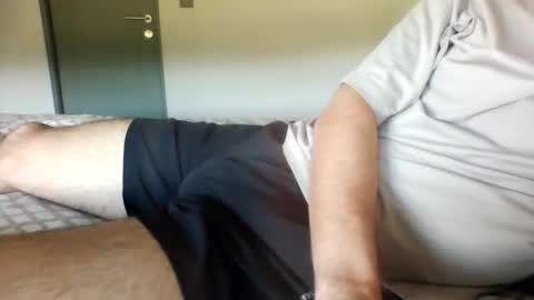 Snapshot of rielol23 chatting on October 29, 9:51 pm rielol23 online show from October 29, 9:51 pm