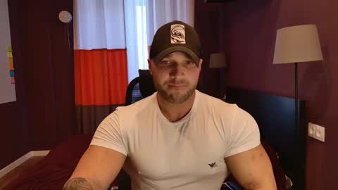 rikadler online show from February 15, 7:51 am