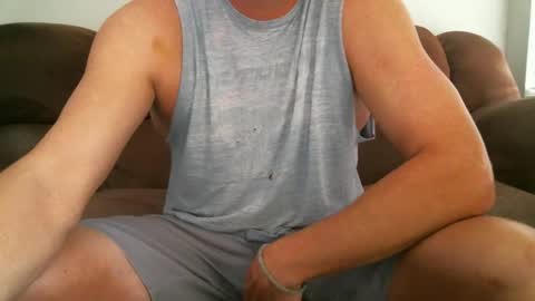 Snapshot of roadhouse122 chatting on December 22, 2:06 pm roadhouse122 online show from December 22, 2:06 pm