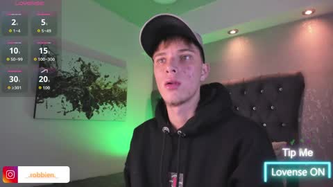 Robbin online show from April 3, 10:17 pm