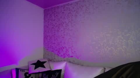 Robbin online show from September 10, 8:51 pm