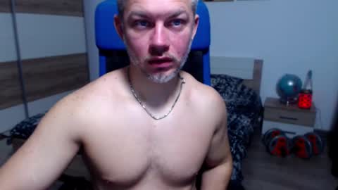 robbyshawz online show from November 2, 8:07 am