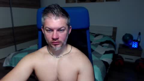 robbyshawz online show from January 11, 6:03 am