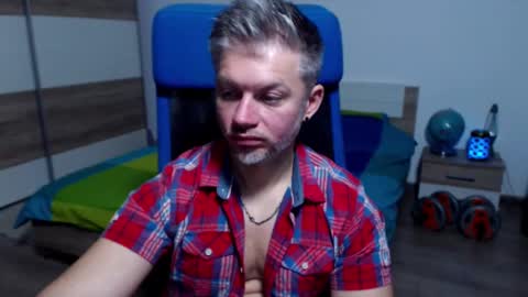 robbyshawz online show from October 4, 7:13 am