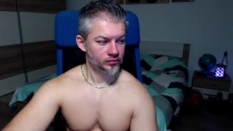 robbyshawz online show from January 10, 5:26 am