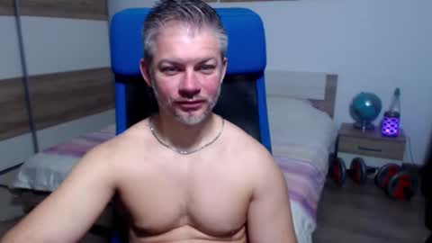 robbyshawz online show from November 17, 5:10 am