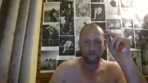 robert69huge online show from February 16, 11:41 am