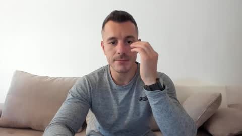 roberto4ever online show from October 20, 11:03 am