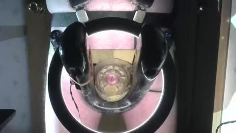 Robodickmilker online show from March 25, 5:22 am