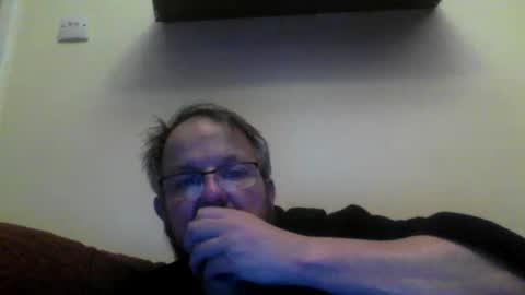 robxx32 online show from January 6, 7:45 am