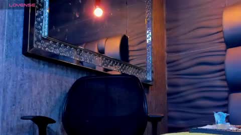 rocco_santos online show from May 28, 6:39 pm