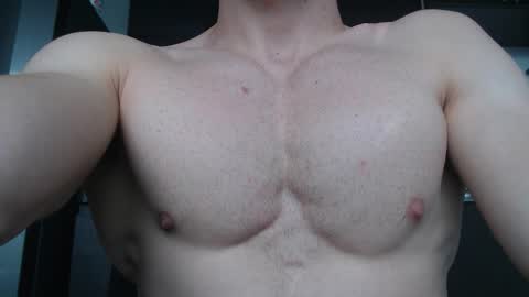 rocky muscle online show from January 5, 7:06 pm