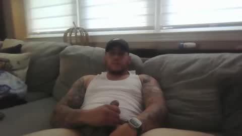 roddy_pipeher215 online show from October 16, 1:41 pm