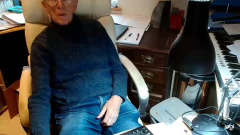 rolydawe online show from October 22, 12:53 pm